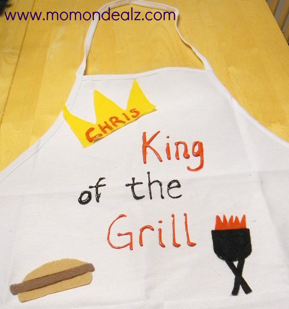 Father's Day Craft Idea King of the Grill Apron!
